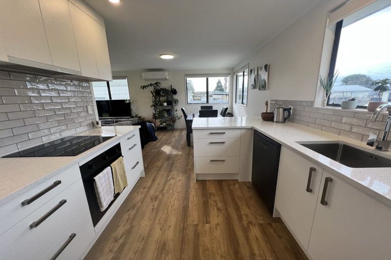 Photo of property in 6 Kim Lane, Nawton, Hamilton, 3200