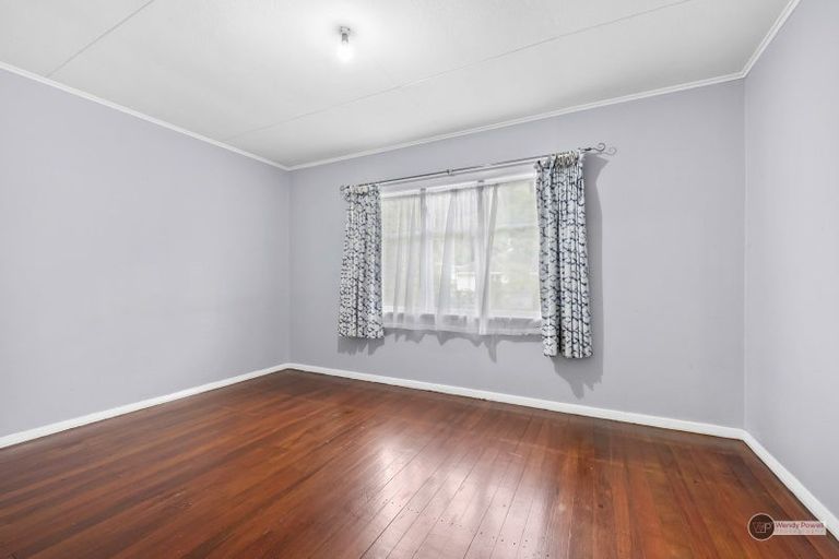 Photo of property in 23 Sunny Grove, Wainuiomata, Lower Hutt, 5014