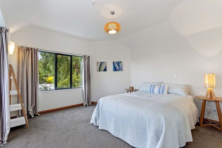 Photo of property in 13 Nehru Place, Cashmere, Christchurch, 8022