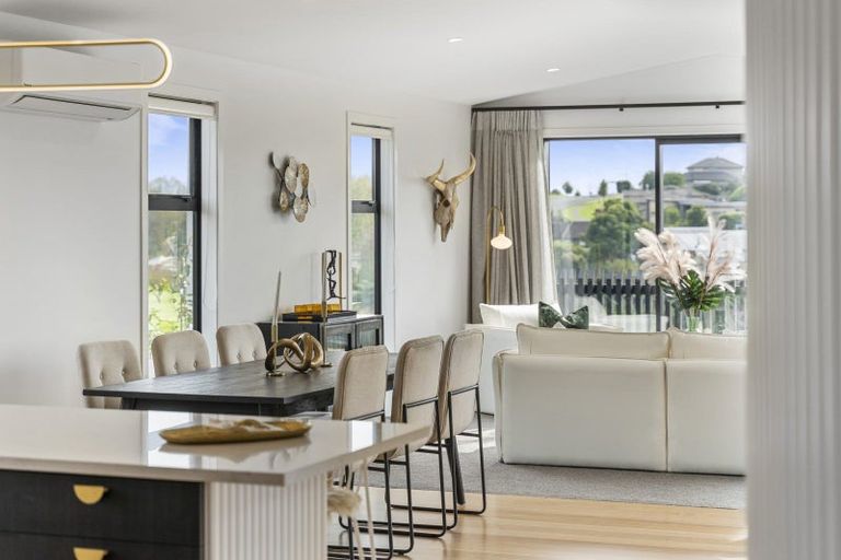 Photo of property in 37 Ridge Drive, Omokoroa, 3114