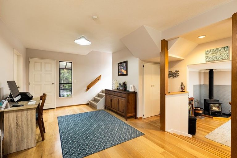 Photo of property in 12 St Omer Road, Saint Omer, Picton, 7282