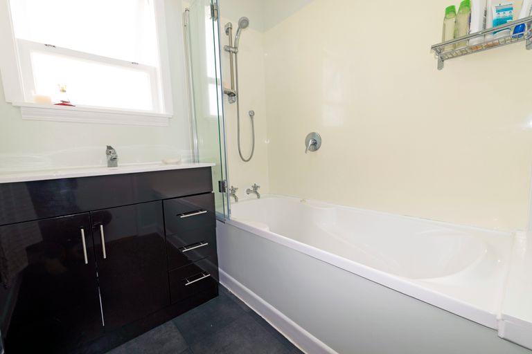 Photo of property in 76 Forest Hill Road, Henderson, Auckland, 0612