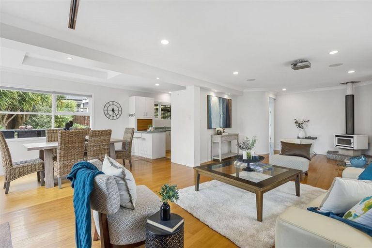Photo of property in 19 Cosy Place, Howick, Auckland, 2014