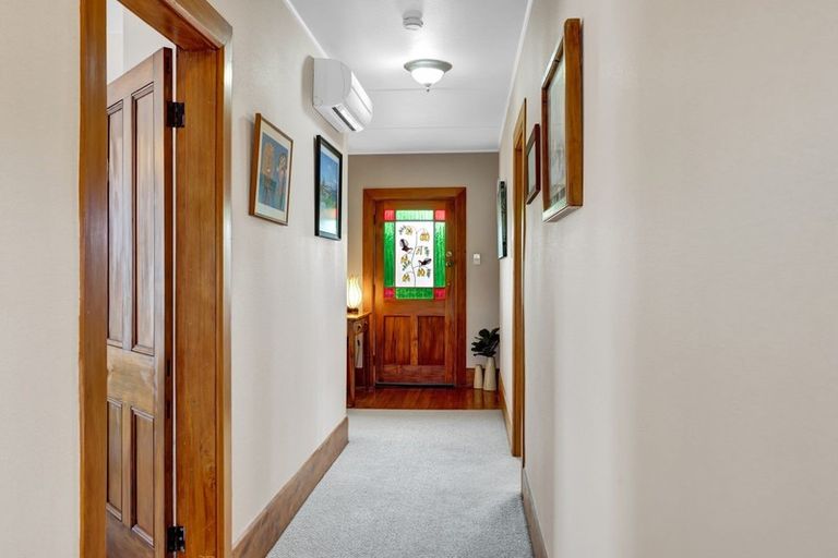 Photo of property in 13 Chilman Street, Strandon, New Plymouth, 4312