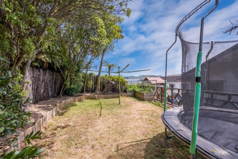 Photo of property in 252 Major Drive, Kelson, Lower Hutt, 5010