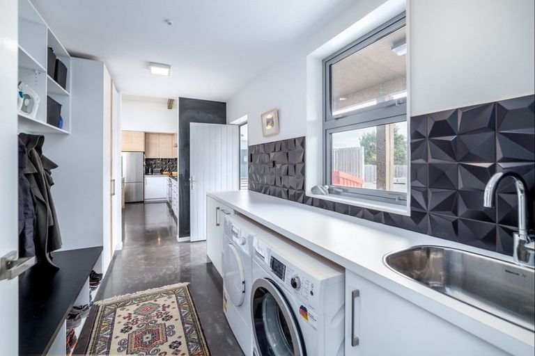 Photo of property in 3 Tuscan Lane, Martinborough, 5711