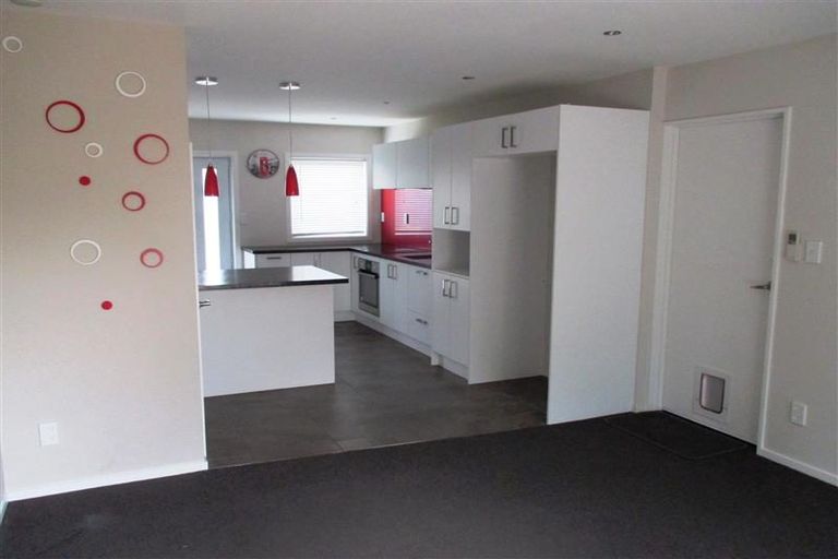 Photo of property in 2/452 Worcester Street, Linwood, Christchurch, 8011