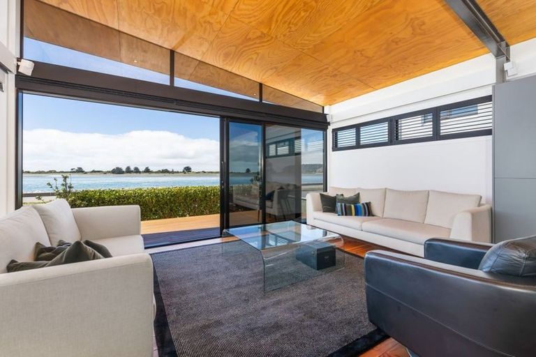 Photo of property in 69a Beachville Road, Redcliffs, Christchurch, 8081