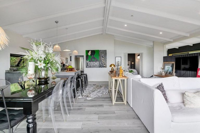 Photo of property in 30 Duncansby Road, Stanmore Bay, Whangaparaoa, 0932