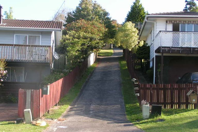 Photo of property in 3/100 Salamanca Road, Sunnynook, Auckland, 0620