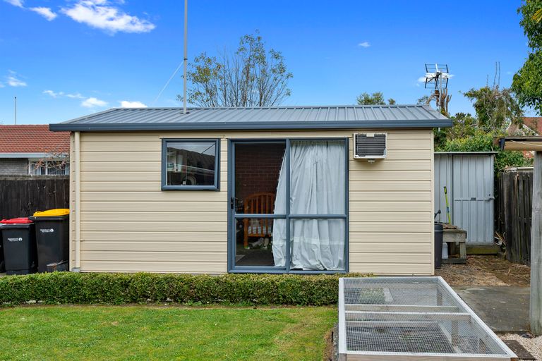 Photo of property in 19 Townshend Crescent, Halswell, Christchurch, 8025