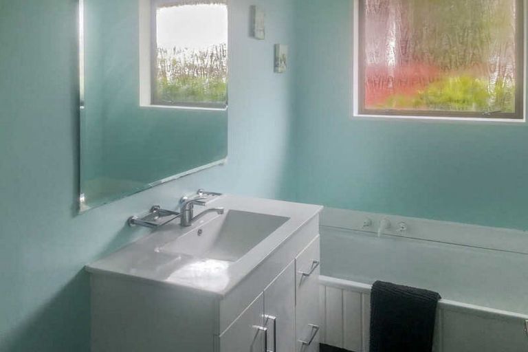 Photo of property in 1/6 Calverton Place, Halswell, Christchurch, 8025