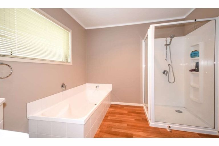 Photo of property in 61 Landing Road, Kerikeri, 0230