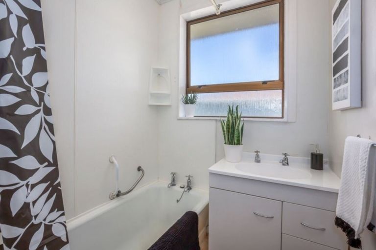 Photo of property in 87 Te Pene Avenue, Titahi Bay, Porirua, 5022