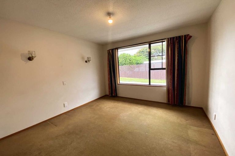 Photo of property in 182 Waimairi Road, Ilam, Christchurch, 8041