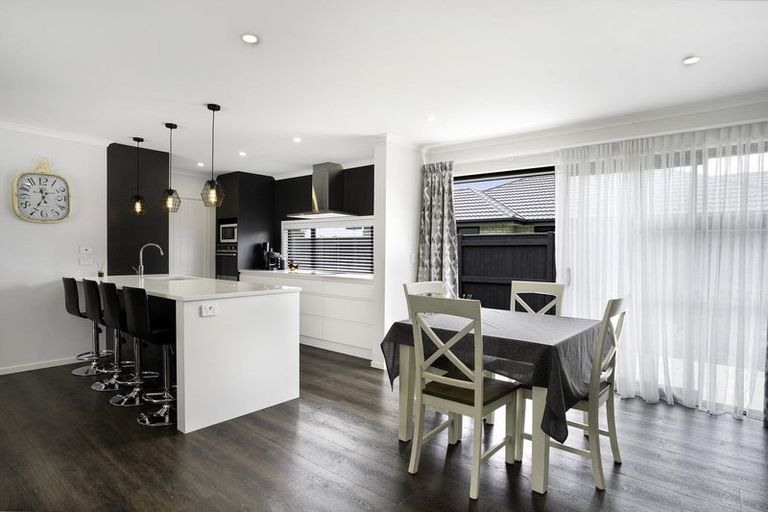 Photo of property in 15 Maple Grove, Solway, Masterton, 5810