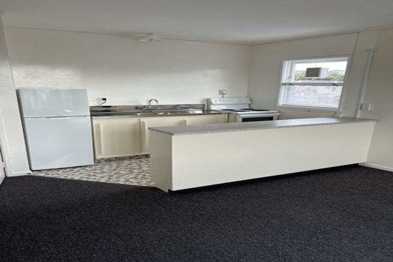 Photo of property in 26 Rhodes Street, Newtown, Wellington, 6021