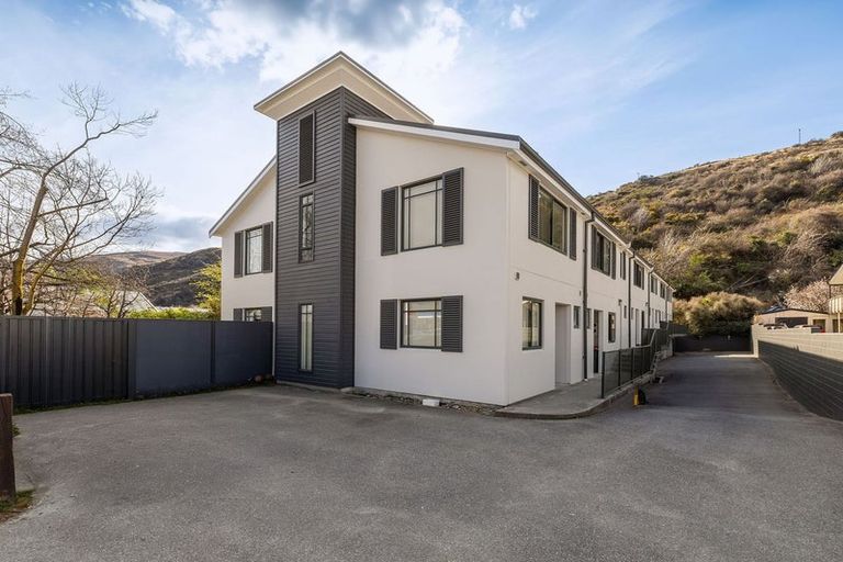 Photo of property in 4/1080 Frankton Road, Frankton, Queenstown, 9300