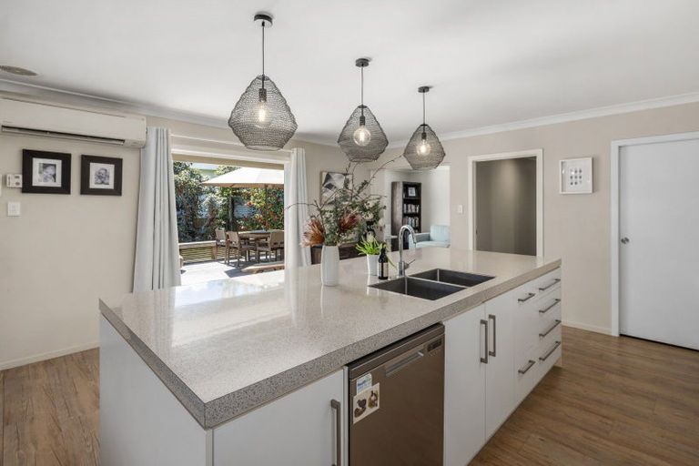 Photo of property in 58 Mere Road, Taupo, 3330