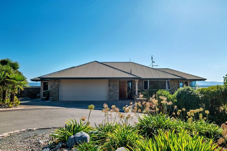 Photo of property in 18 Clairmont Heights, Stoke, Nelson, 7011