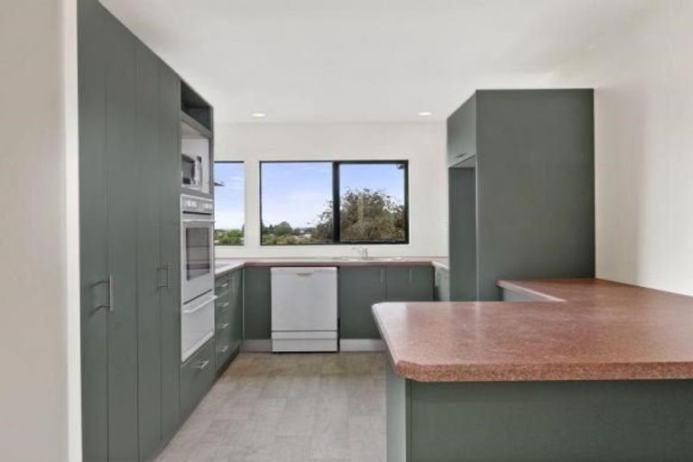 Photo of property in 24a Milton Road, Otumoetai, Tauranga, 3110