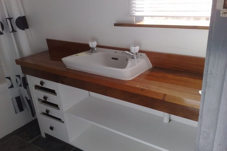 Photo of property in 112 Aro Street, Aro Valley, Wellington, 6021