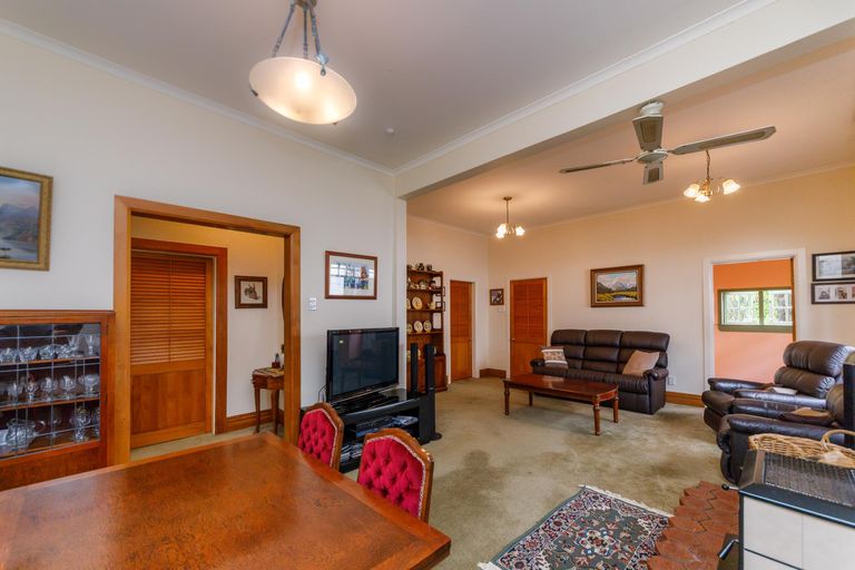 Photo of property in 85 Victoria Avenue, Palmerston North, 4410