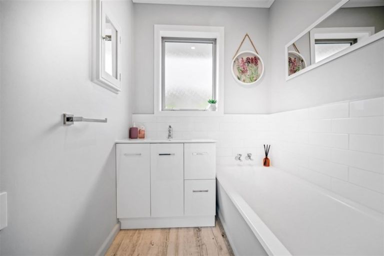 Photo of property in 24 Greenpark Street, Hoon Hay, Christchurch, 8025