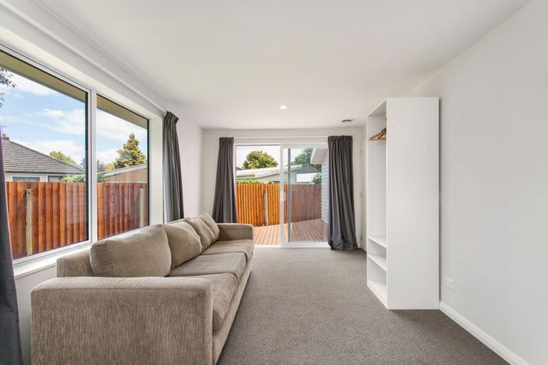 Photo of property in 47 Kirkwood Avenue, Upper Riccarton, Christchurch, 8041