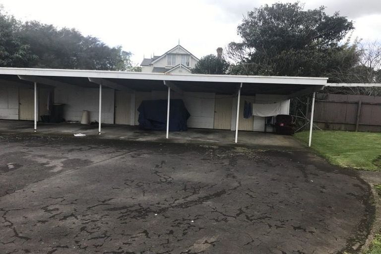 Photo of property in 1/42-44 Opaheke Road, Opaheke, Papakura, 2113