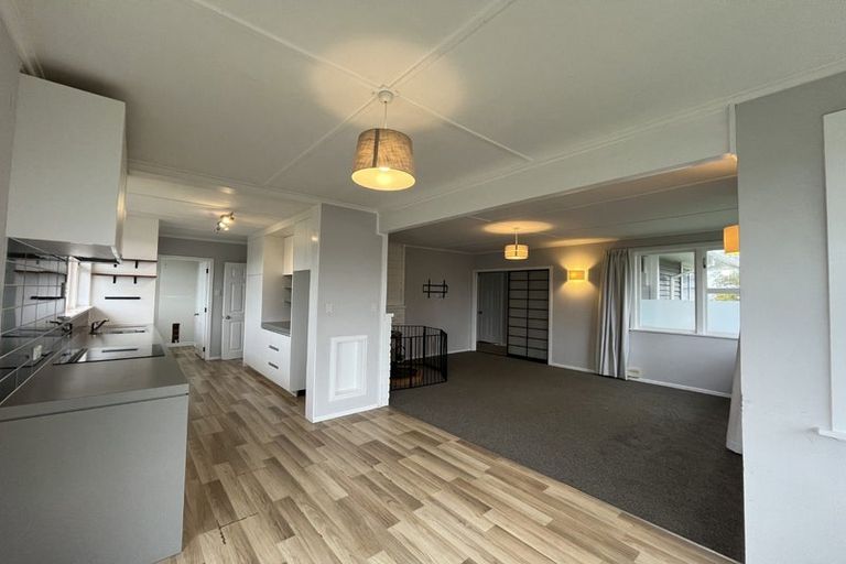 Photo of property in 13 Elm Grove, Westown, New Plymouth, 4310