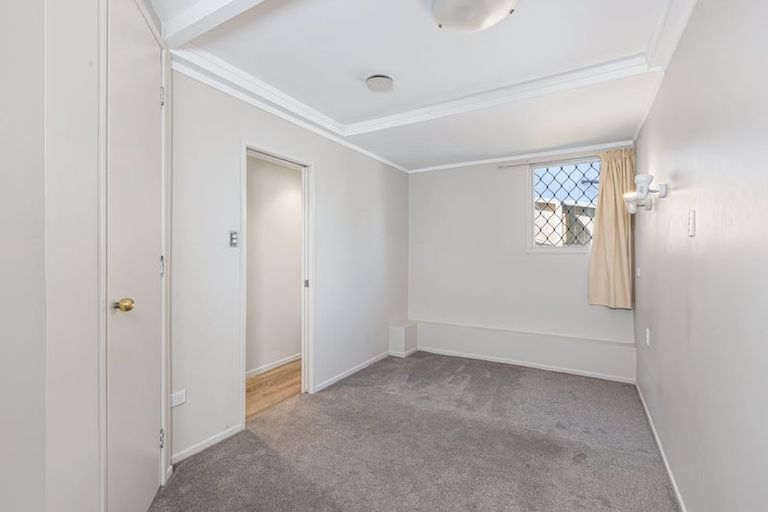 Photo of property in 23 Glamorgan Drive, Torbay, Auckland, 0630