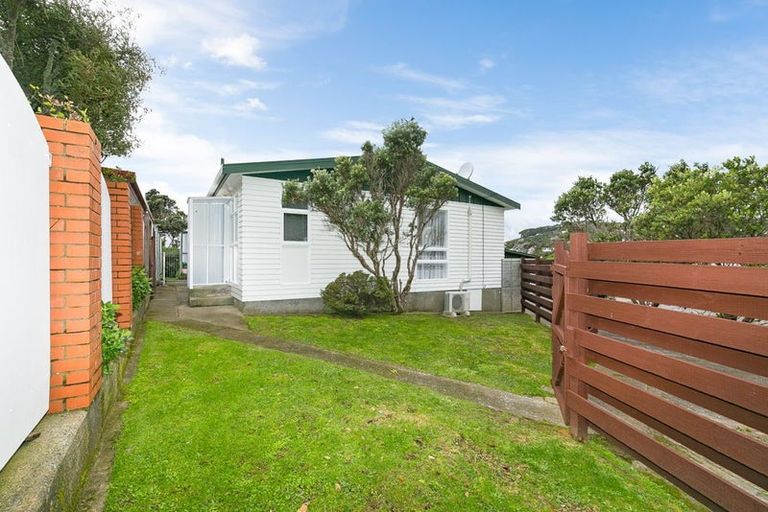 Photo of property in 6 Downing Street, Crofton Downs, Wellington, 6035