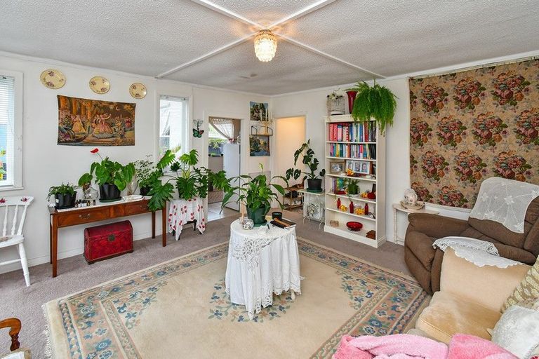 Photo of property in 4/170 Great South Road, Drury, 2113