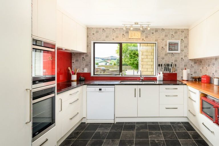 Photo of property in 28 Wills Crescent, Ashhurst, 4810