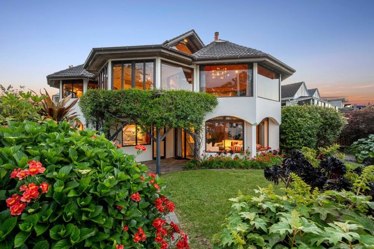 Photo of property in 297 Tamaki Drive, Kohimarama, Auckland, 1071