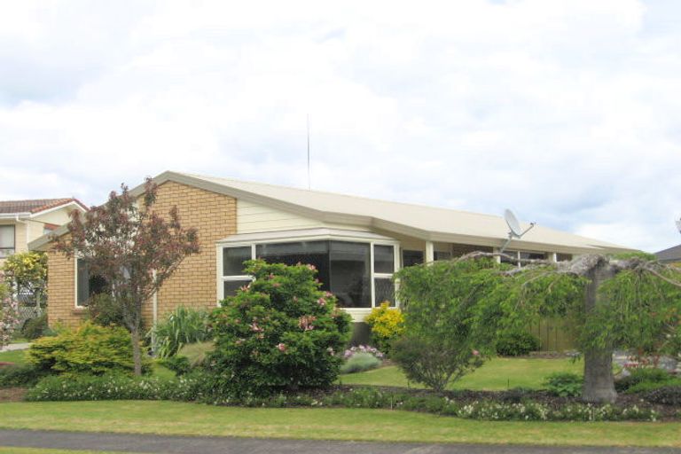 Photo of property in 1 Rosemary Place, Katikati, 3129