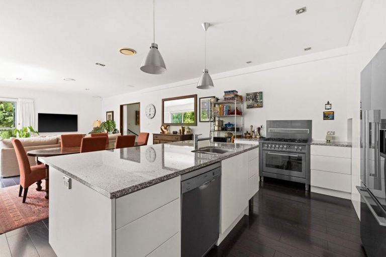 Photo of property in 27a Hikanui Drive, Havelock North, 4130