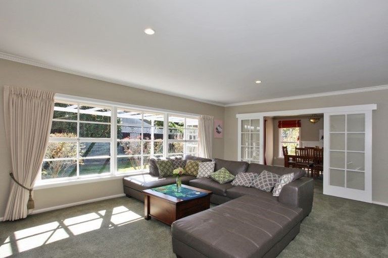 Photo of property in 60 Parkstone Avenue, Ilam, Christchurch, 8041