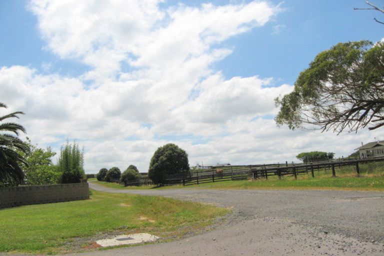 Photo of property in 112b Bryant Road, Karaka, Papakura, 2580