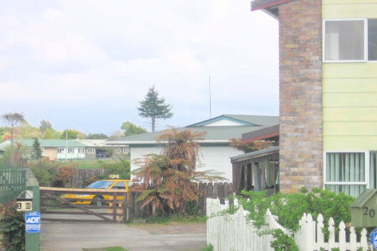 Photo of property in 20a Robinson Avenue, Holdens Bay, Rotorua, 3010
