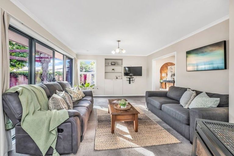 Photo of property in 112 East Belt, Lincoln, 7608