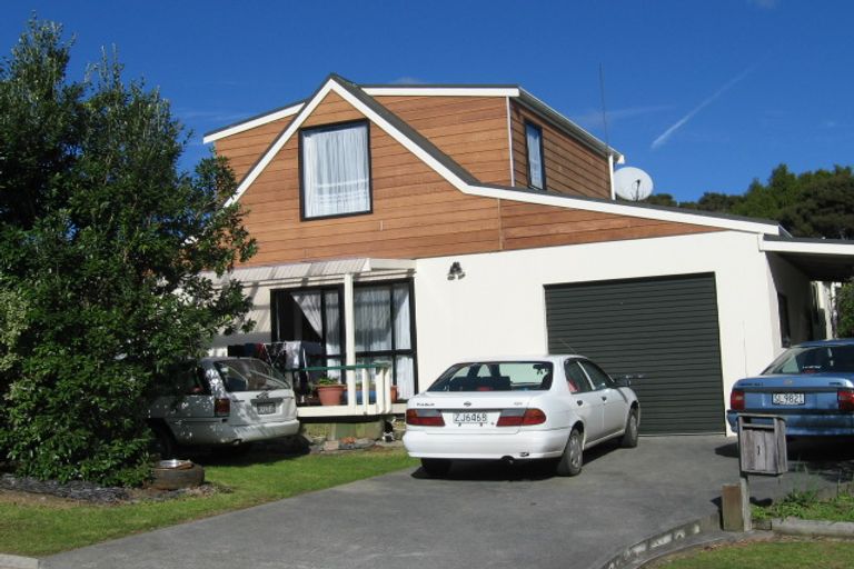 Photo of property in 1 Taumata Close, Paihia, 0200