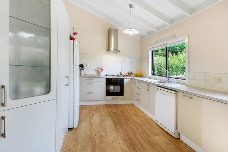 Photo of property in 27 Fincham Road, Raumati Beach, Paraparaumu, 5032