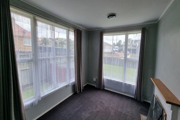 Photo of property in 10 Herewini Street, Meremere, Mercer, 2474