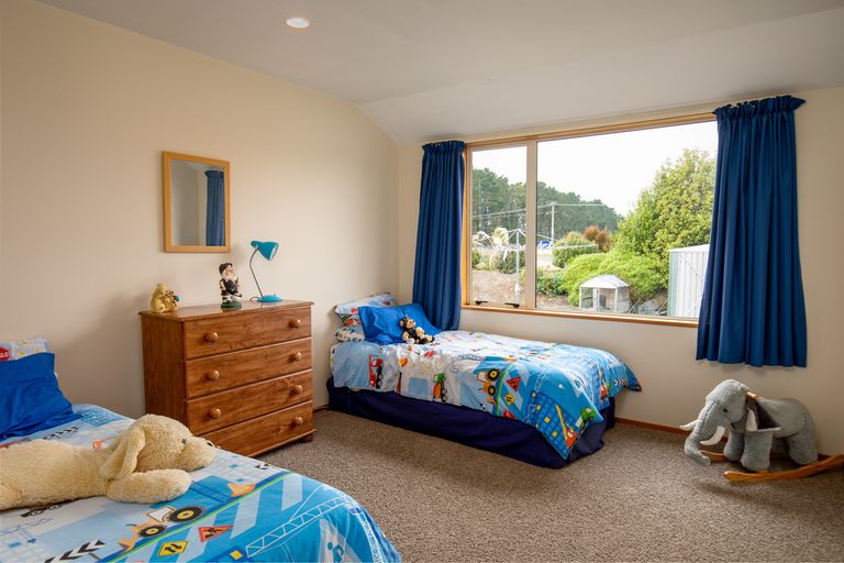 Photo of property in 9 Saleyard Road, Castlerock, Lumsden, 9792