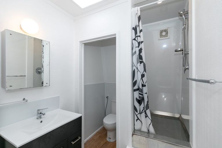 Photo of property in 25d Opoia Road, Hamilton East, Hamilton, 3216