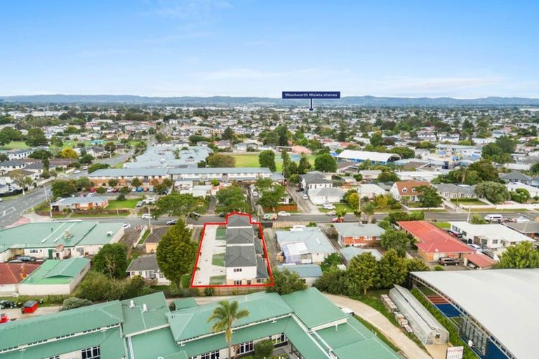 Photo of property in 58a Mckean Avenue, Manurewa, Auckland, 2102