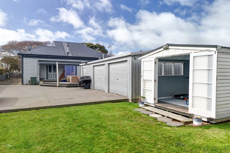 Photo of property in 35 Kings Avenue, Gonville, Whanganui, 4501