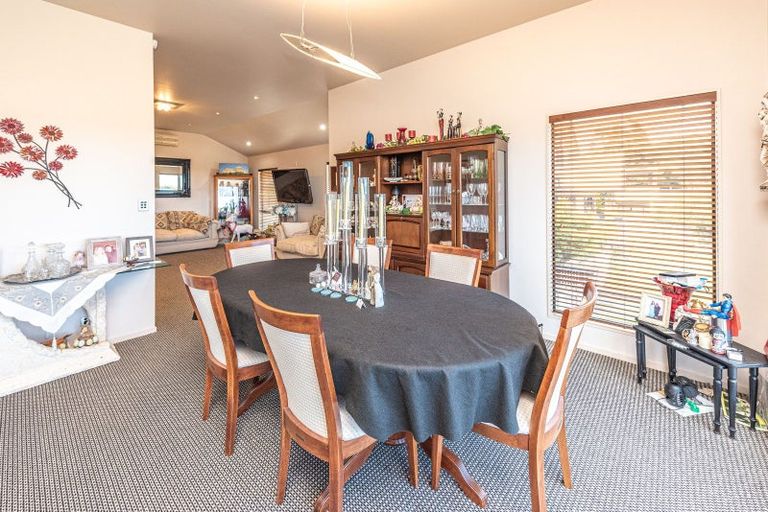Photo of property in 14 Titter Place, Springvale, Whanganui, 4501